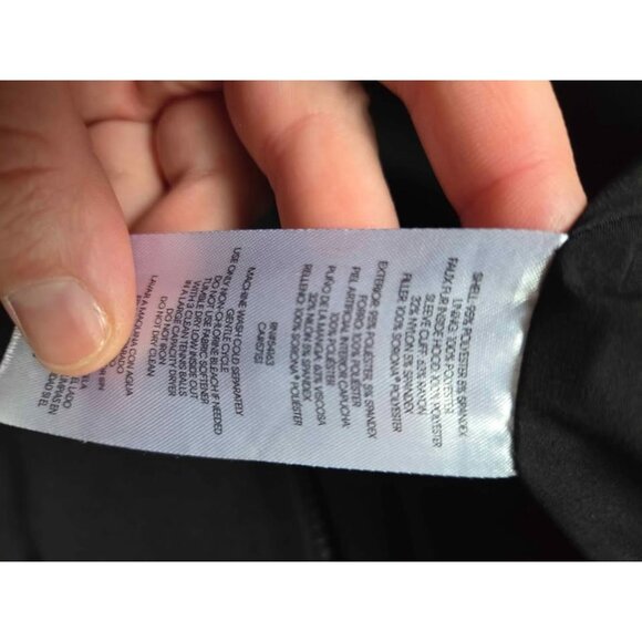 Calvin Klein down jacket large - Picture 9 of 10